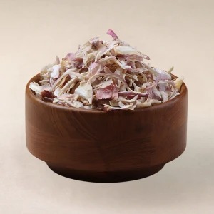 Dehydrated Pink Onion Flakes